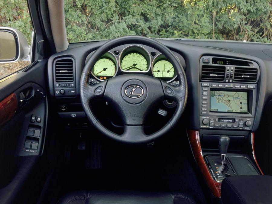  Lexus GS300 1997 года  (фото 4 из 16)